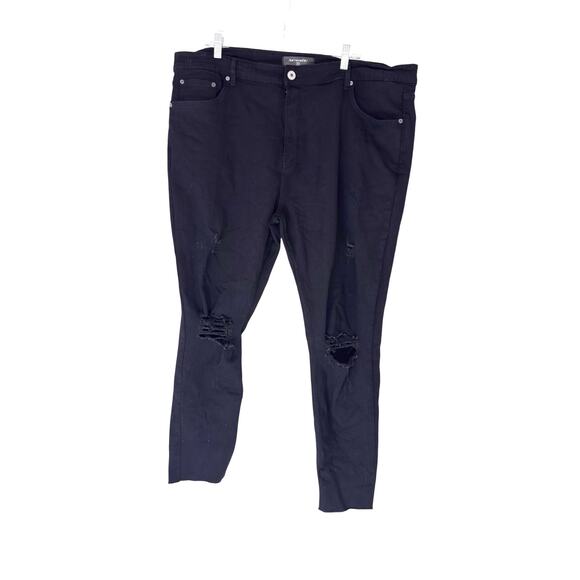 Serenade Jeans Men's Black Distressed Straight Leg Basic Streetwear Size 44 - Picture 1 of 16